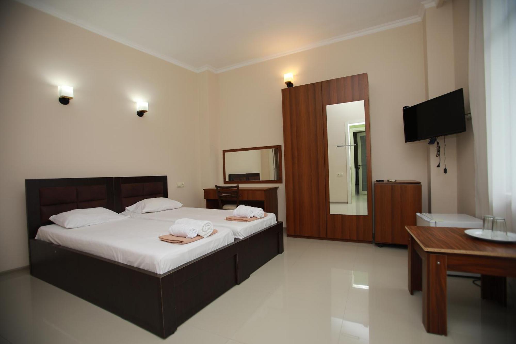 Green House Hotel Кобулети Екстериор снимка