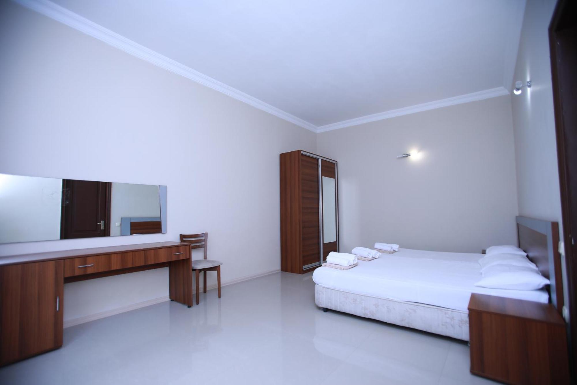 Green House Hotel Кобулети Екстериор снимка