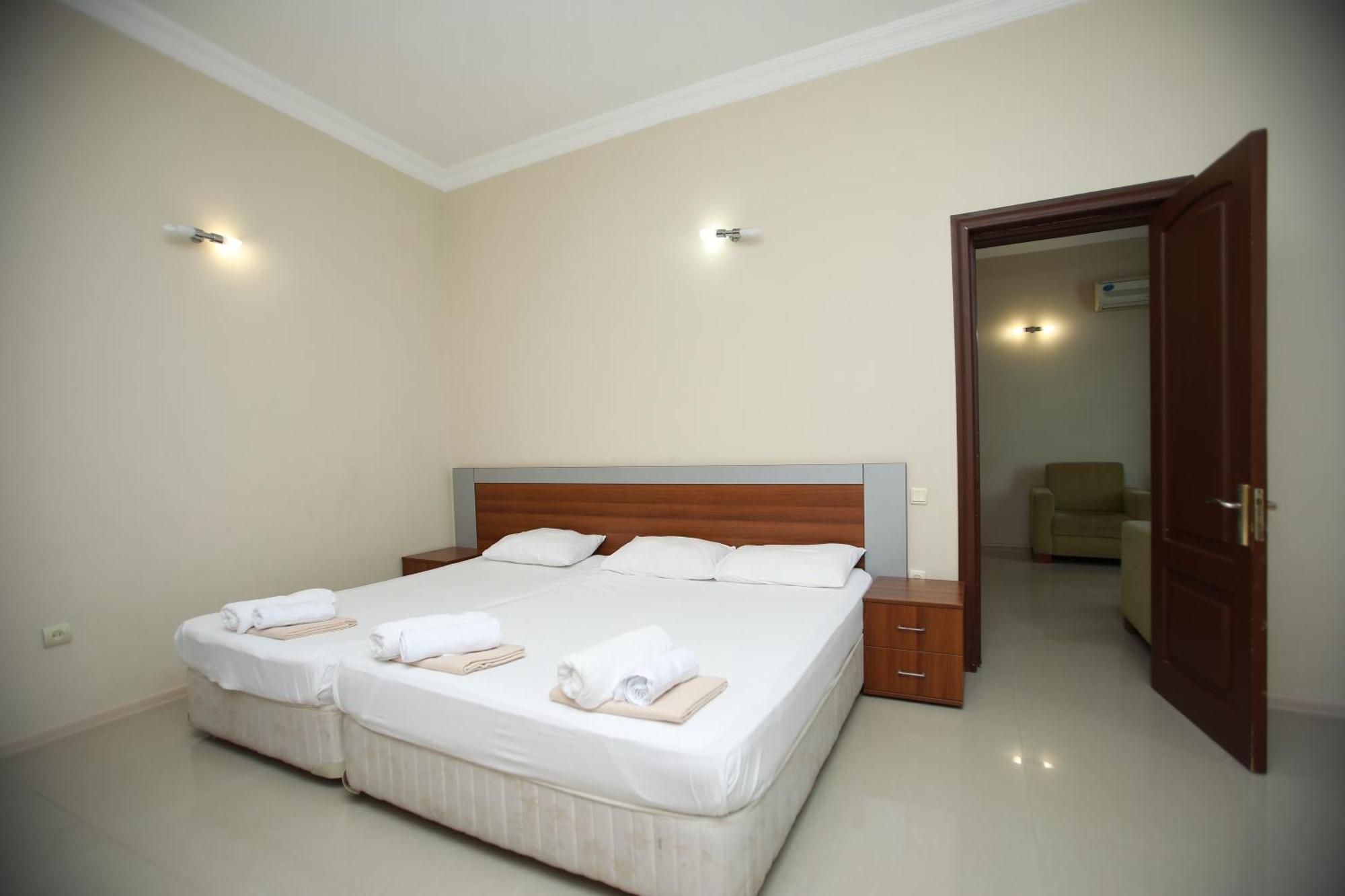 Green House Hotel Кобулети Екстериор снимка